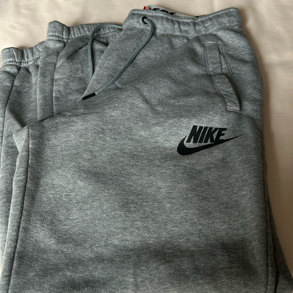 Nike Sweatpants